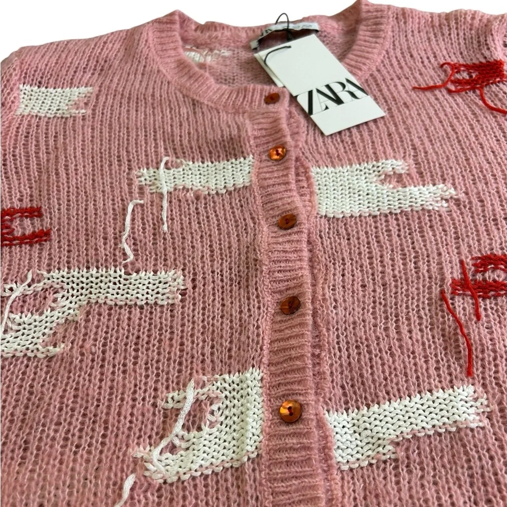 NWT ZARA Distressed‎ Knit Cropped Cardigan Sweater Pink Red White Medium